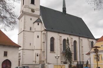 Kostel Povýšení svatého Kříže v Doubravníku a jeho kazatelna